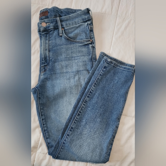 MOTHER The Looker Crop- A Side of Rice & Beans - Picture 14 of 16